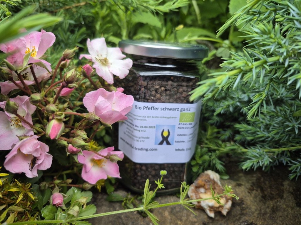 Pfeffer schwarz ganz Bio 350g (Mittel)